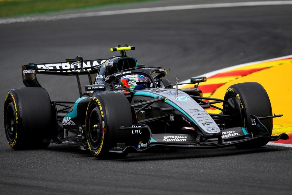 Antonelli fue el más rápido en la jornada de entrenamientos libres del GP de Bélgica y confirmó su buen momento. (Foto: AFP)