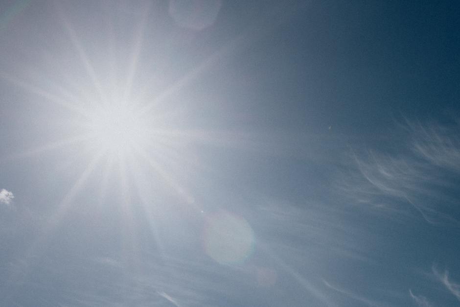 El clima soleado podrá tendrá tener una variación y presentarse lluvias severas en horas de la tarde. (Foto ilustrativa vía: Canva)