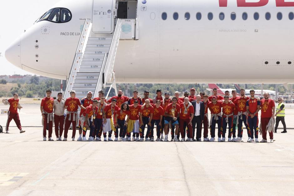 Luego del triunfo, la Selección de España llegó a su país. (Foto: AFP)