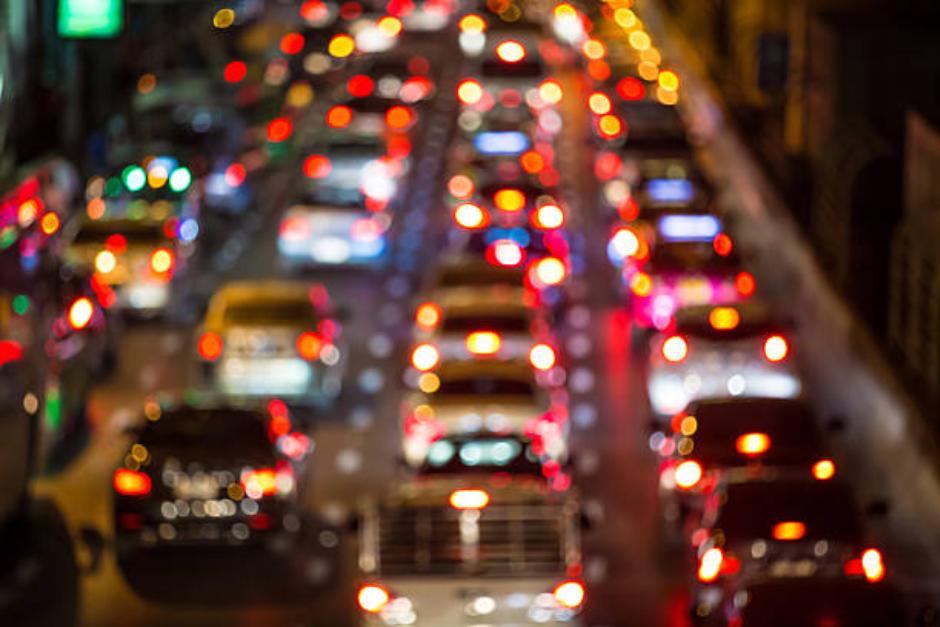 Agentes de la PMT regulan el tránsito en los puntos afectados. (Foto ilustrativa: iStock)