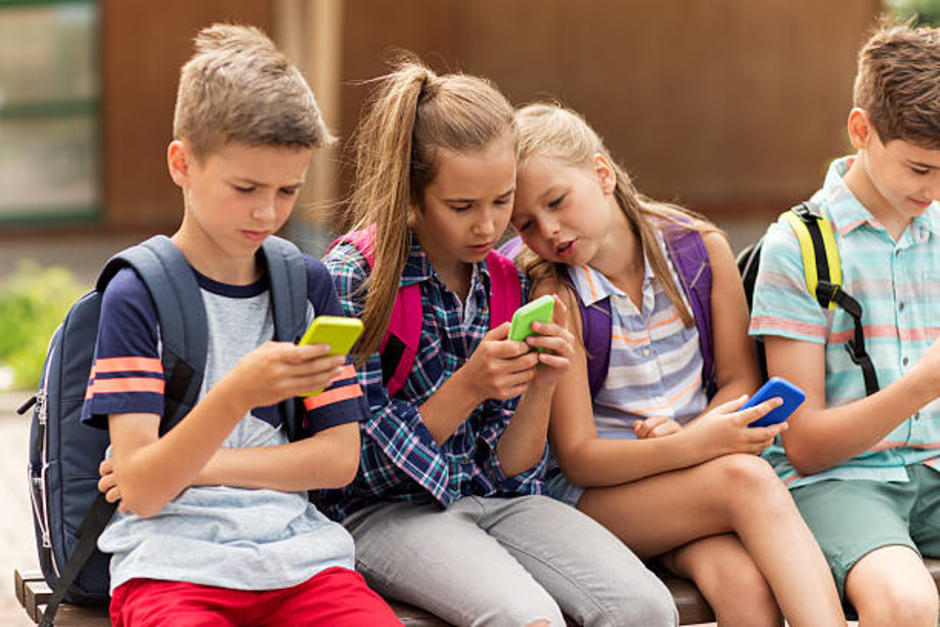 Las redes sociales quedarían prohibidas para los menores de 15 años en Francia. (Foto ilustrativa: iStock)
