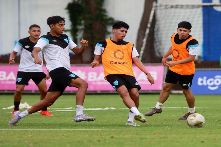 El plantel nacional afinó detalles en Quetzaltenango con la mira puesta en superar la fase de grupos del torneo. (Foto: FFG) 