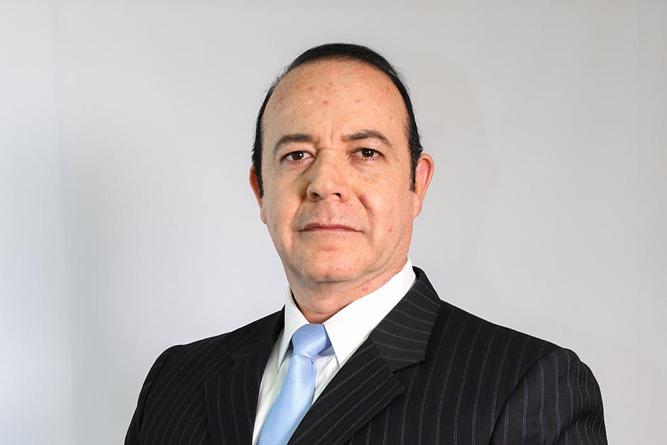 El procurador de los Derechos Humanos, Alejandro Córdova responde a la vicepresidenta, Karin Herrera y pide que le sea proporcionada la información y nombres de los estudiantes afectados con el no registro y asignación de cursos en la Usac. (Foto: Archivo/Soy502)