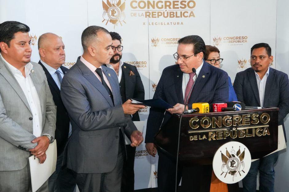 El ministro de Gobernación presentó ante el Congreso dos propuestas para reformar el artículo 264 del Código Procesal Penal. (Foto: Wilder López/Soy502) 