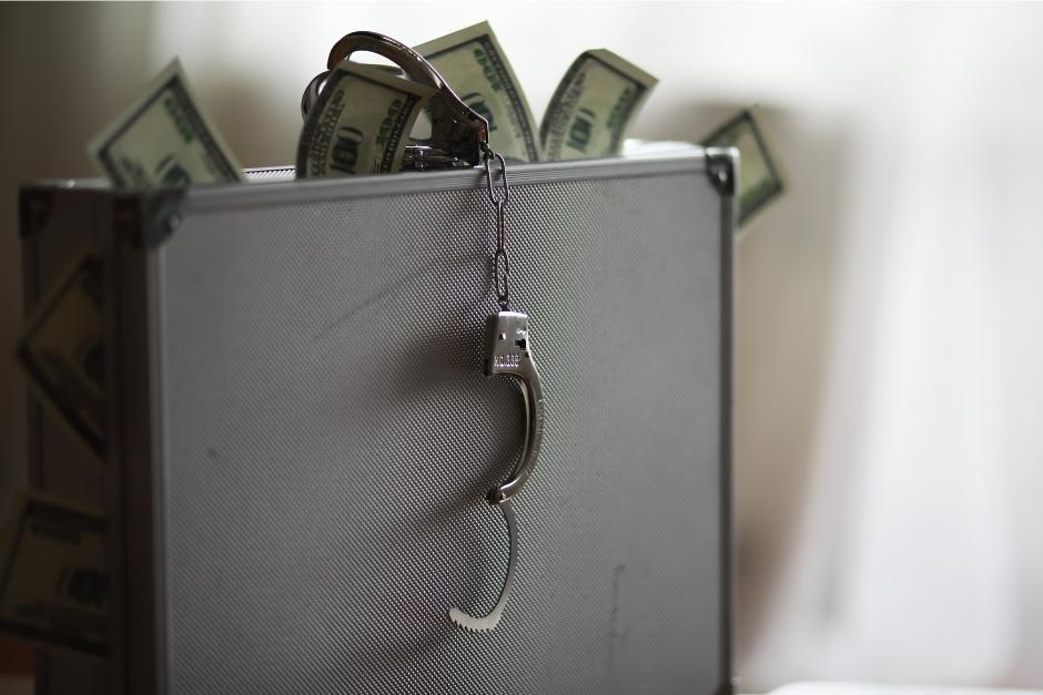 La propuesta de ley exige que el Ministerio Público demuestre que el acusado conocía el origen ilícito de los recursos. (Foto ilustrativa: Shutterstock) 
