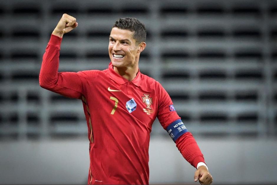El debut mundialista de Cristiano Ronaldo fue a sus 21 años, el 11 de junio de 2006 en el Mundial de Alemania.
