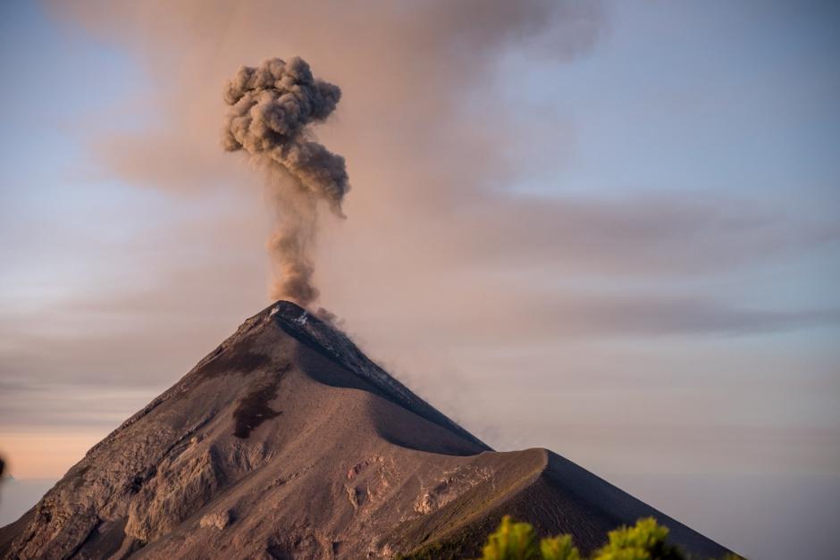 La actividad volcánica podría mantenerse durante los últimos días o semanas. (Foto: Conred)