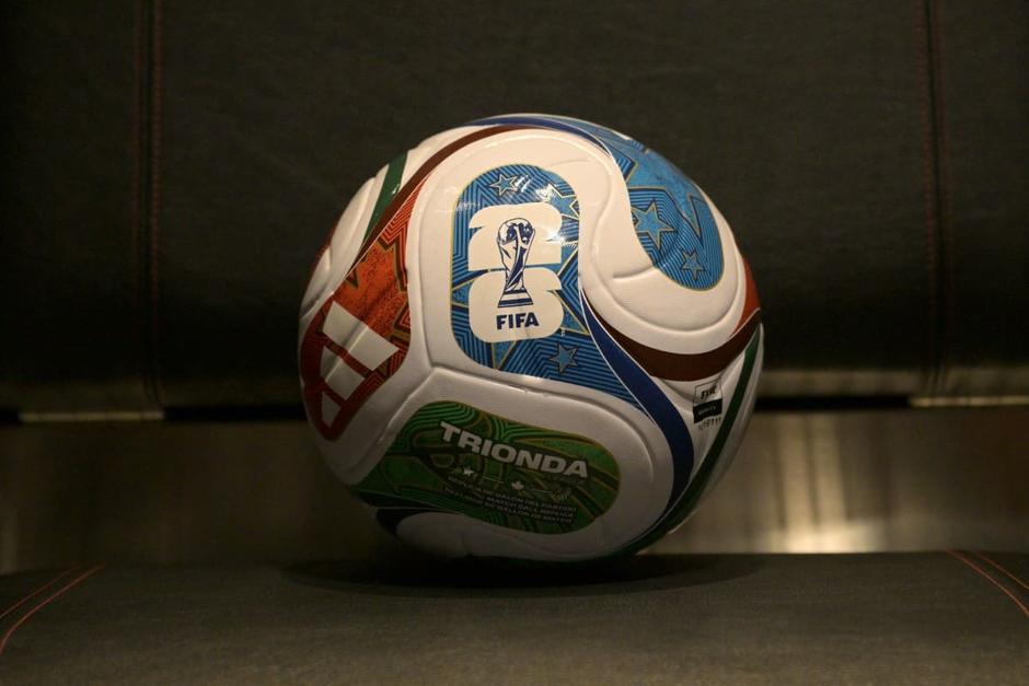 El Trionda, balón oficial de los partidos de la Copa Mundial de la FIFA 2026.