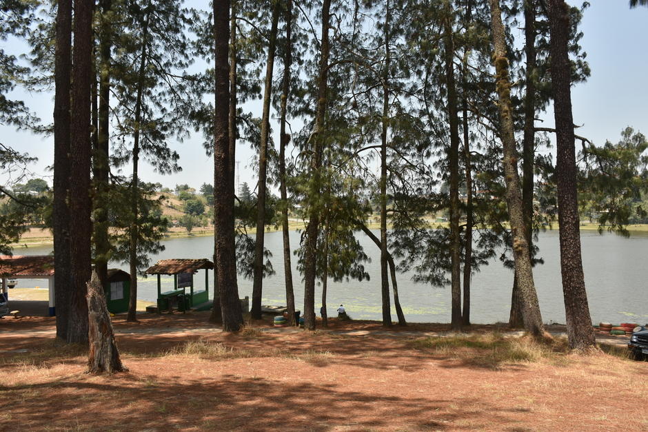 El lugar también es conocido como el "espejo del cielo", ya que este se refleja en las aguas de la laguna. (Foto: Bernardo Montúfar/Colaborador)