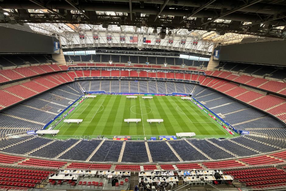 Una panorámica de lujo del hermoso estadio donde debutará Curazao en los Mundiales, contra Alemania, ni más ni menos. (Foto: Rudy Martínez)