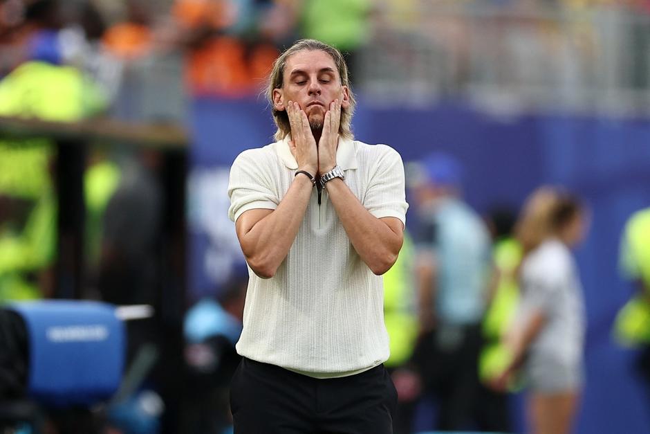 El entrenador argentino Sebastián Beccacece llegó al banquillo de Ecuador en 2024. (AFP)