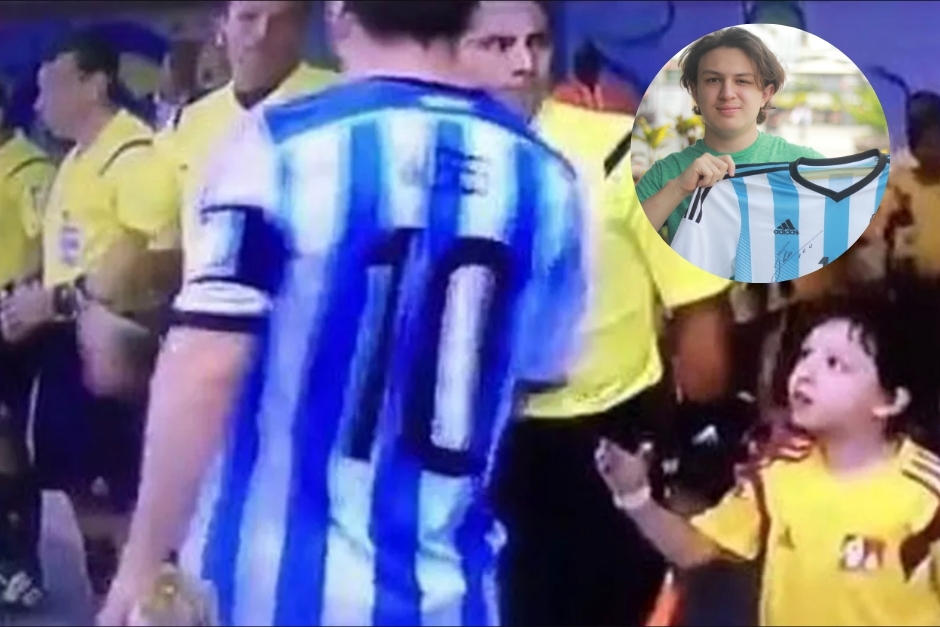El momento quedó grabado en la memoria colectiva y se volvió viral en aquel momento. (Captura Video)