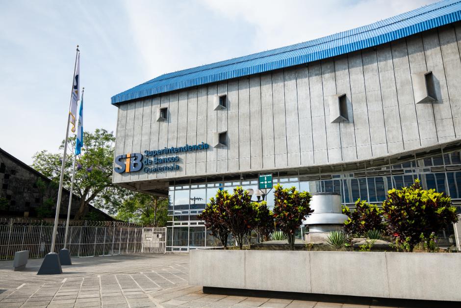 Las autoridades de la SIB confirmaron el cumplimiento de la agenda de trabajo con la delegación técnica del GAFILAT. (Foto: AGN/Soy502)