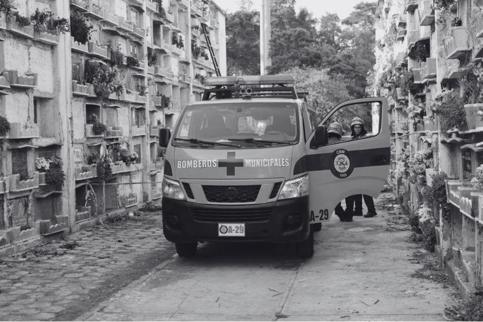 El hecho armado ocurrió en el interior de un cementerio. (Foto: CBM)