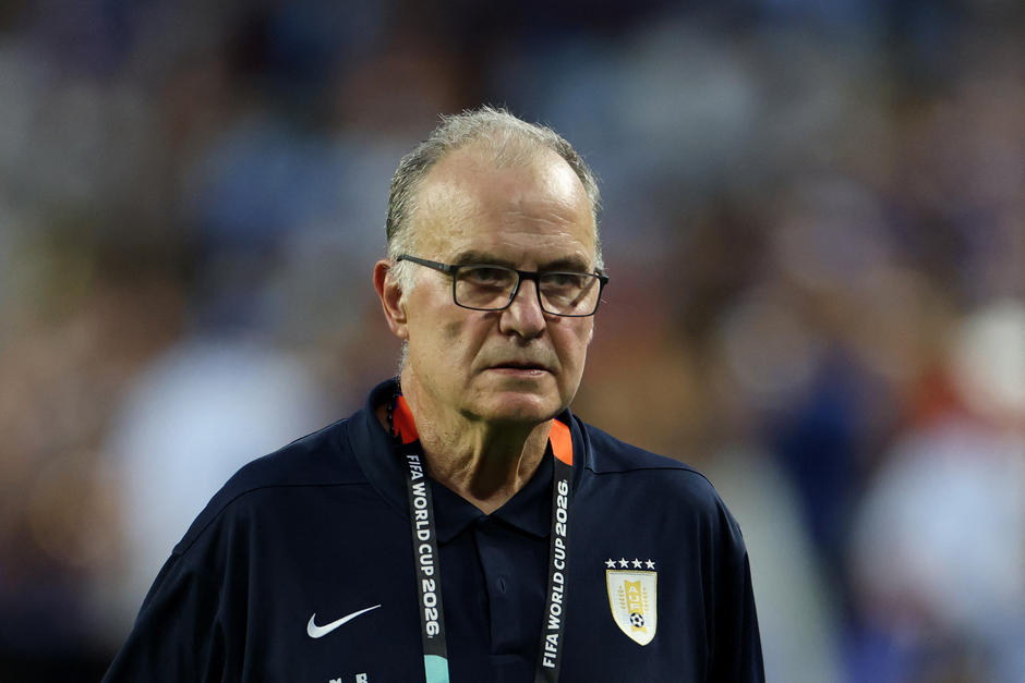 El técnico argentino afirmó que Uruguay debe mejorar su imagen ante España. (Foto: AFP) 