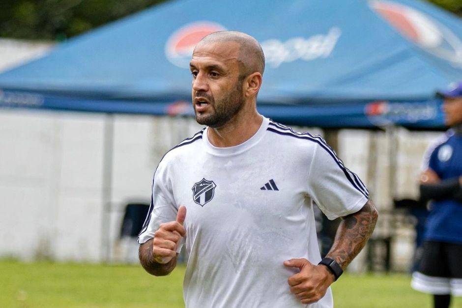 José Manuel "El Moyo" Contreras reaparece en una convocatoria de Comunicaciones FC. (Foto: CFC)