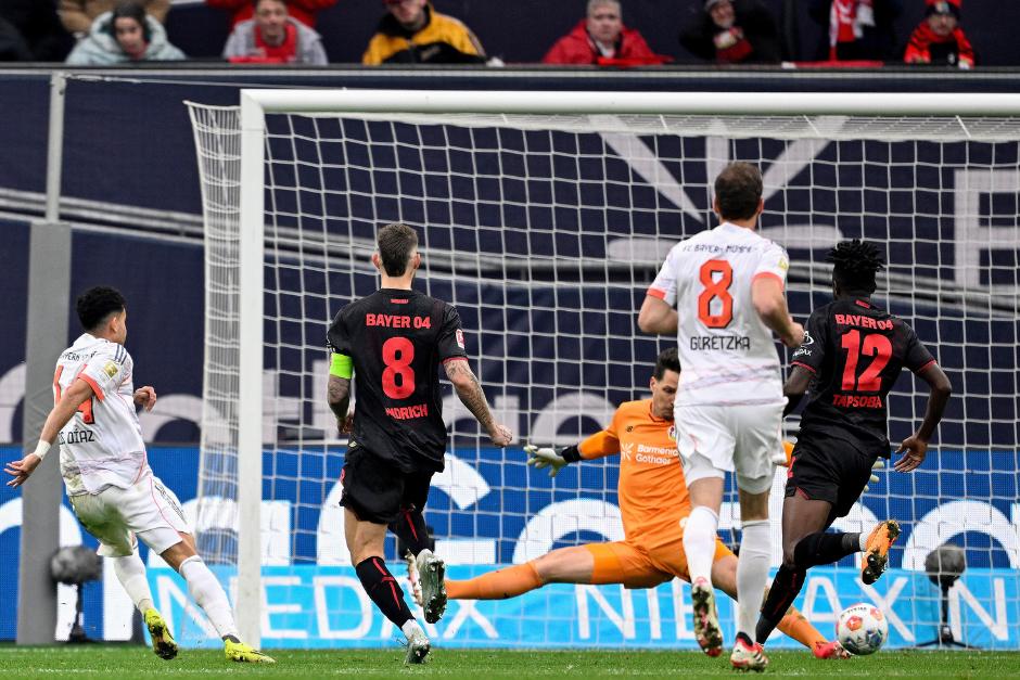 El gol de Luis Díaz le dio el empate al Bayern con el Leverkusen. (Foto: AFP)