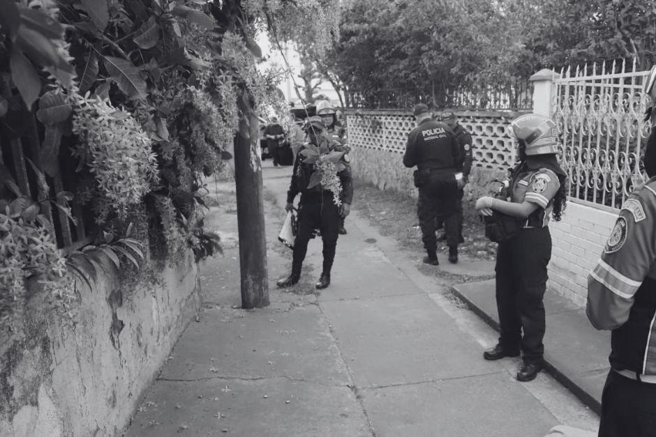 Un hombre fue asesinado en un callejón. (Foto: Bomberos Municipales)