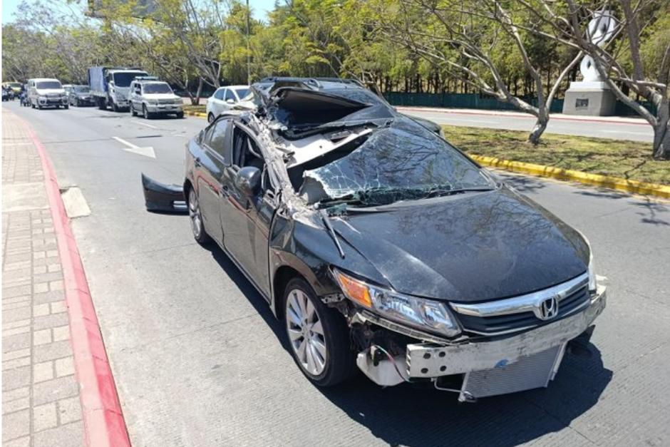 En el video se muestra cómo quedó la estructura del vehículo. (Foto: Captura de video)