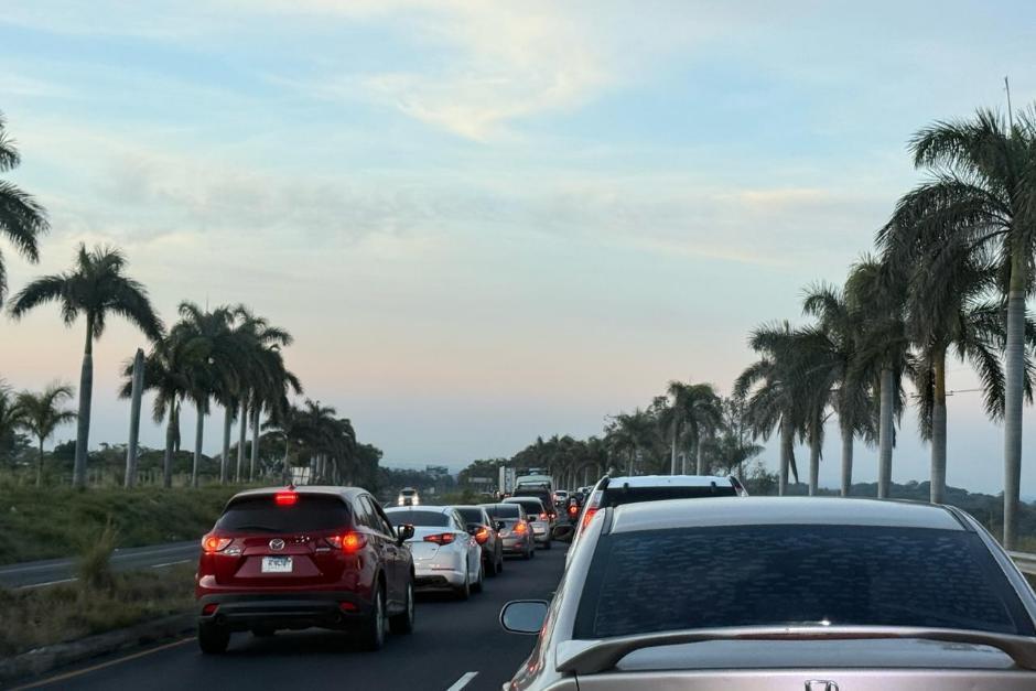 La ruta continúa en construcción, por lo que se mantienen trabajos con señalización preventiva. (Foto: archivo/Soy502)