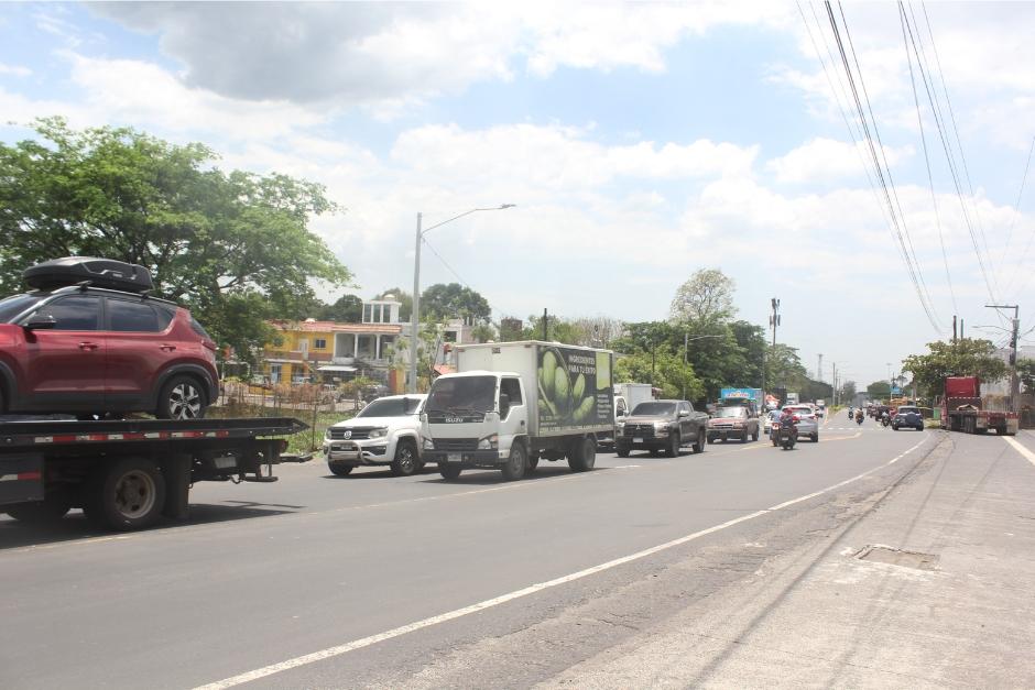 El aumento impacta tanto a conductores particulares como a transportistas y comerciantes. (Foto: Jorge Morales/Nuestro Diario)