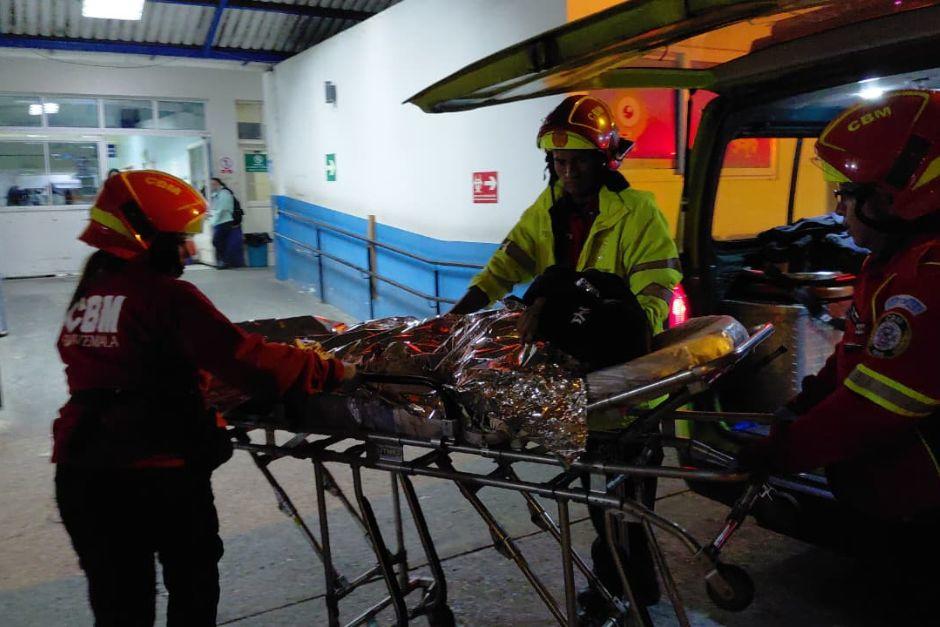 Las víctimas fueron trasladadas a un centro asistencias con heridas de bala. (Foto: Bomberos Municipales)