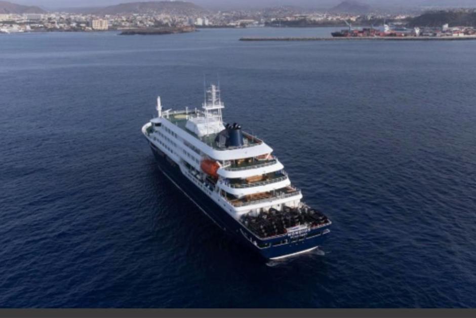La OMS dio a conocer que todos los pasajeros del barco en donde surgió el brote de hantavirus serán repatriados. (Foto: La Jornada)