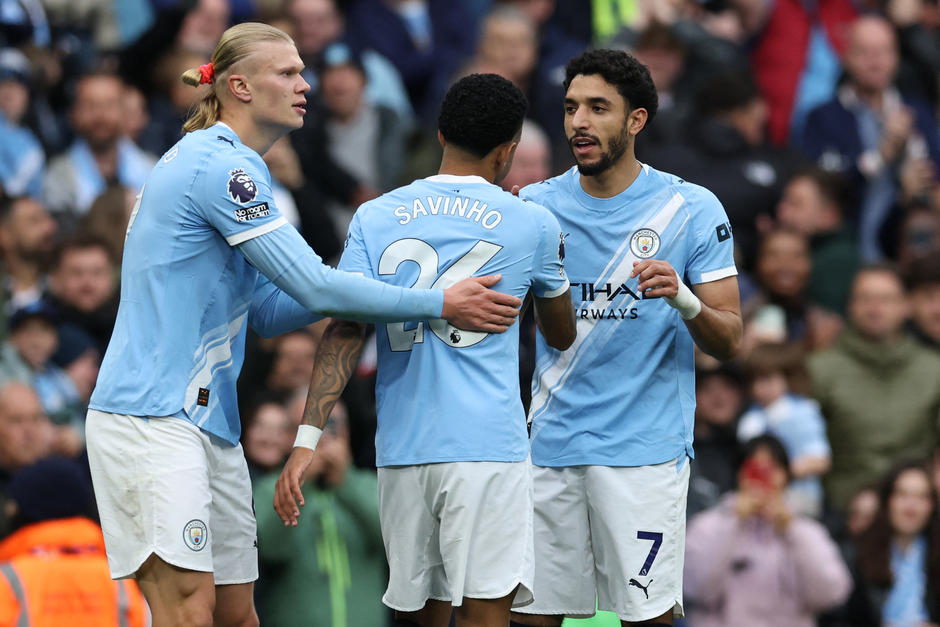 Haaland amplió su cuota goleadora y lidera la tabla de cañoneros de la Premier. (Foto: AFP) 