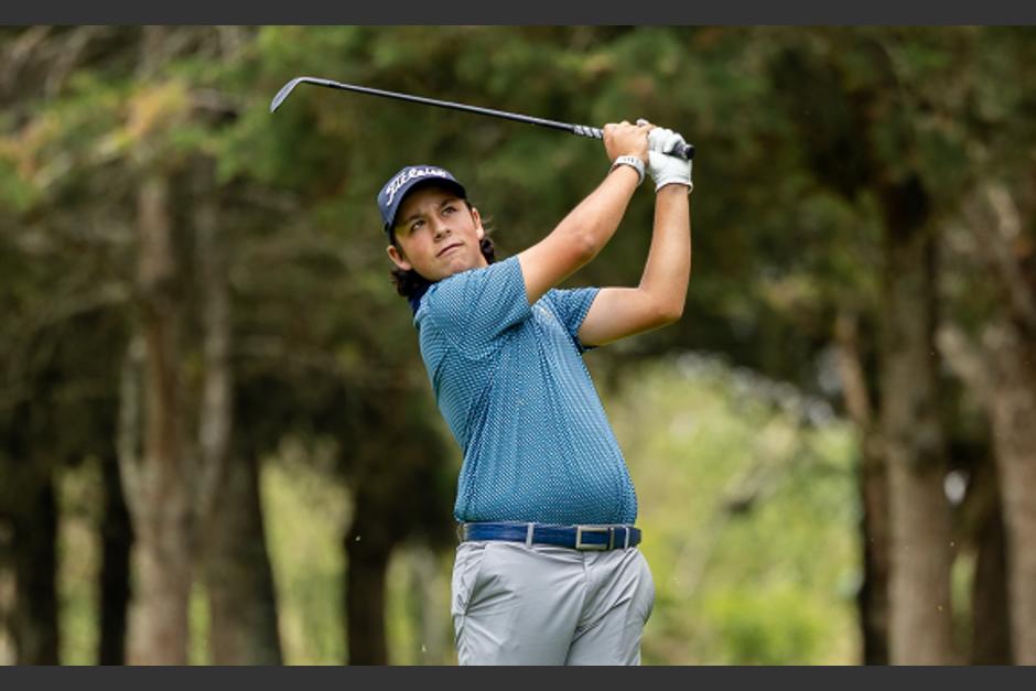 Fernando Saravia se llevó la victoria en la división caballeros WAGR, en el cuarto ranquin de golf 2026. (Foto: Asogolf)