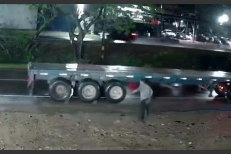 Todo ocurrió en segundos. (Foto: captura de video)