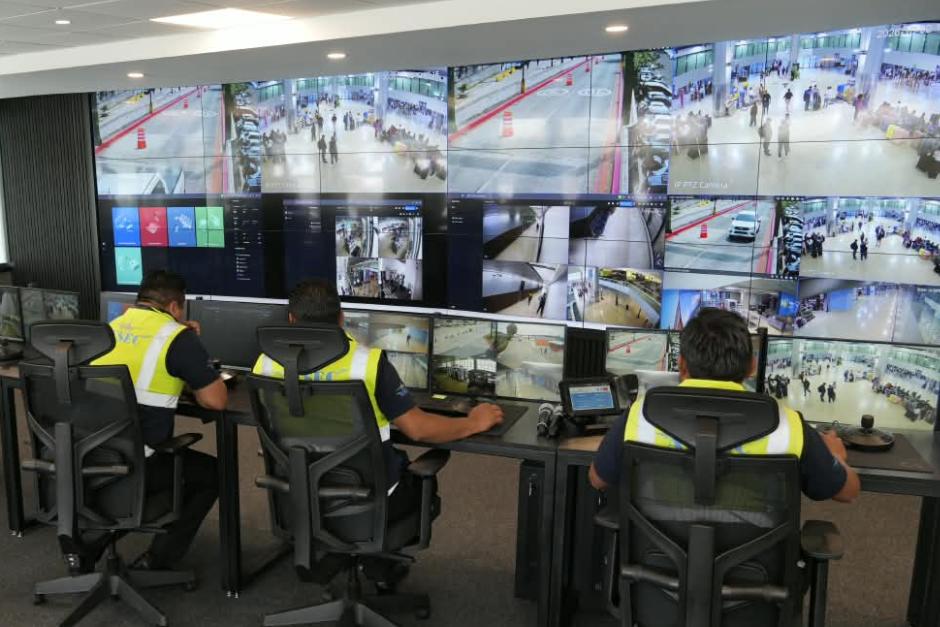 Inauguración del nuevo Centro de Monitoreo, Operaciones de Emergencias y Control de Incidentes del Aeropuerto Internacional La Aurora (AILA). (Foto: Wilder López, Soy502)