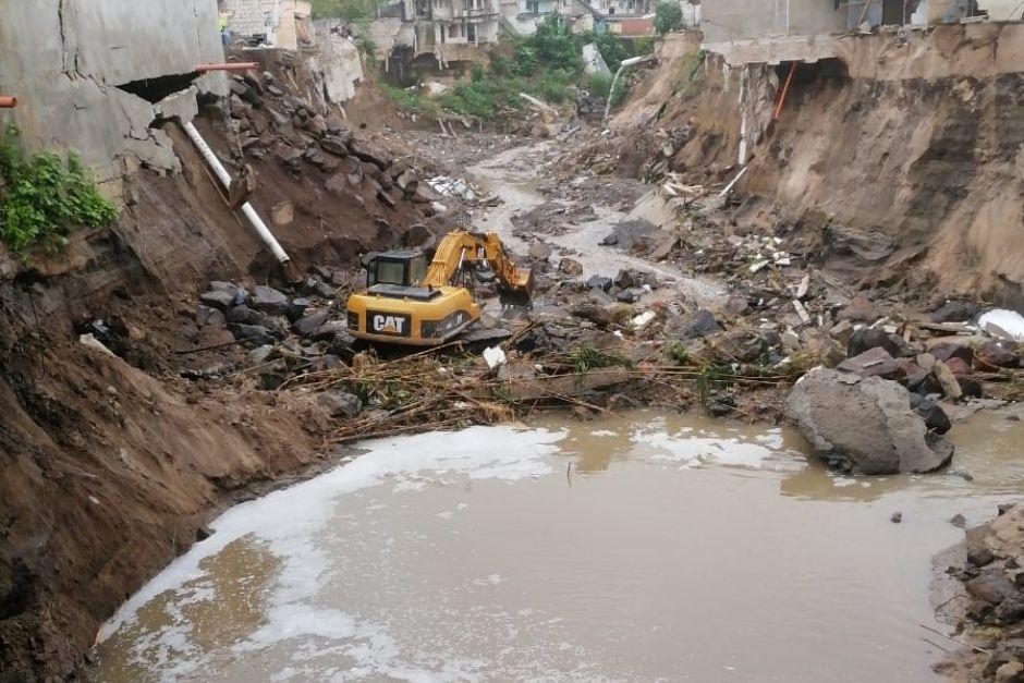 El terreno se encuentra inestable y ha sufrido daños en granes proporciones. (Foto: José Luis Pos/SOY502)