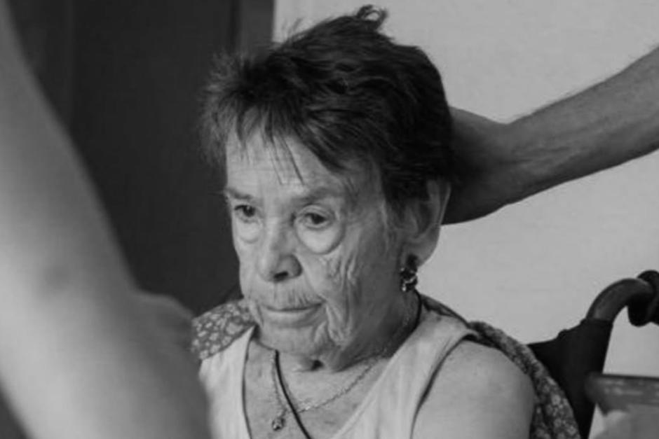 Maricarmen fue sacada de su hogar a los 87 años pues el dueño de la vivienda quería subir el precio del alquiler. (Foto: Redes Sociales)
