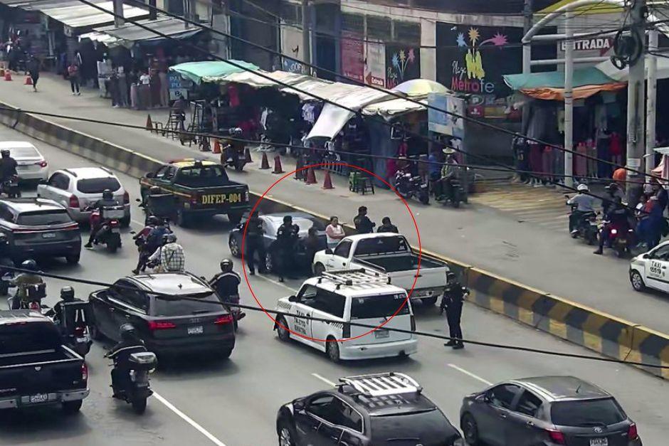 El incidente ocurrió en la 5 avenida de la zona 11. (Foto: Amílcar Montejo)