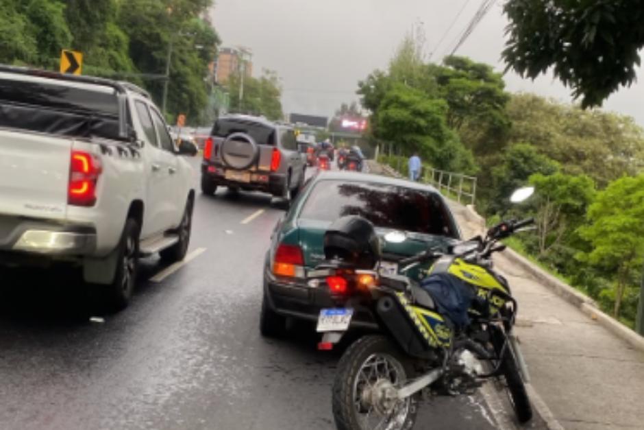Se recomienda conducir con precaución y seguir las instrucciones de los agentes. (Foto vía: Amilcar Montejo)
