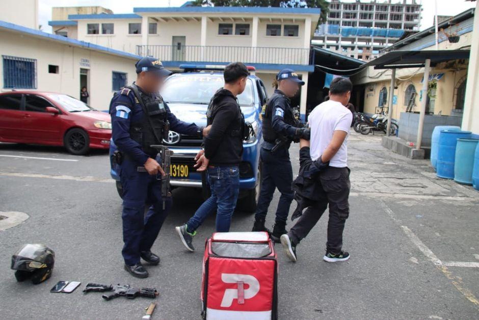 La captura de ambos hermanos se realizó casi dos horas después del crimen. (Foto: PNC)