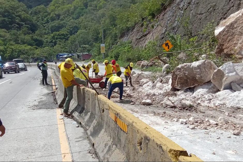 Según el CIV las lluvias han provocado 208 emergencias viales en 14 departamentos, según el CIV. (Foto: CIV )