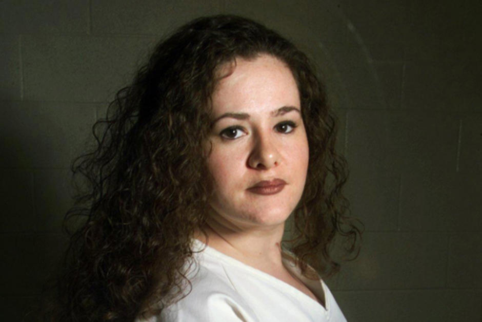 Christa Pike ya puede dar pasos luego de recibir dos inyecciones letales y no morir. (Foto: Cornell Law School)