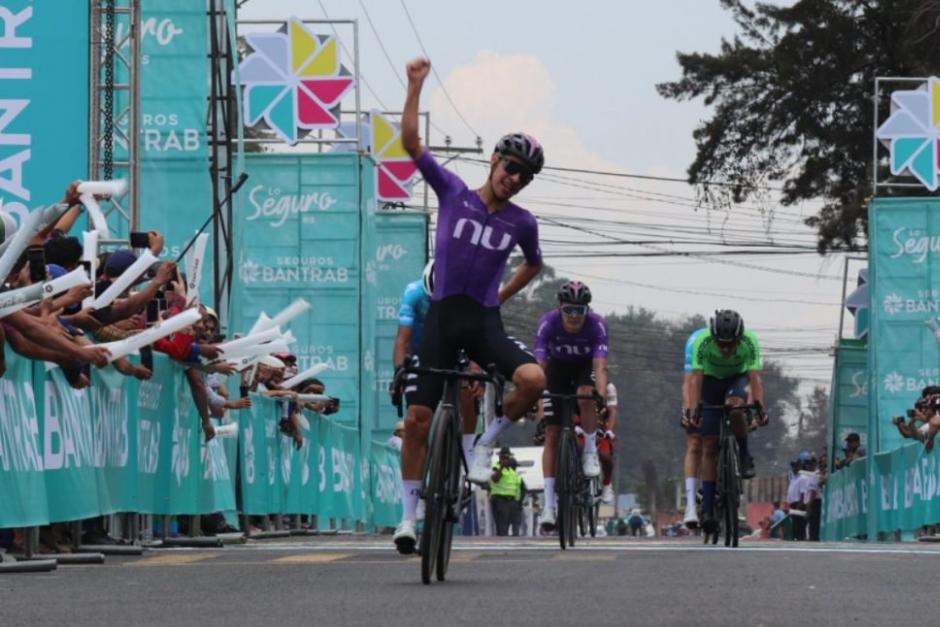 Jhonatan Chaves es uno de los principales nombres a seguir para esta edición de la Vuelta. (Foto: Federación de Ciclismo)