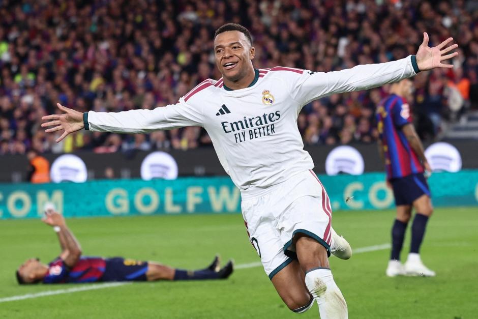 El ariete francés sigue marcando diferencia en los grandes partidos con la camiseta merengue. (Foto: AFP)