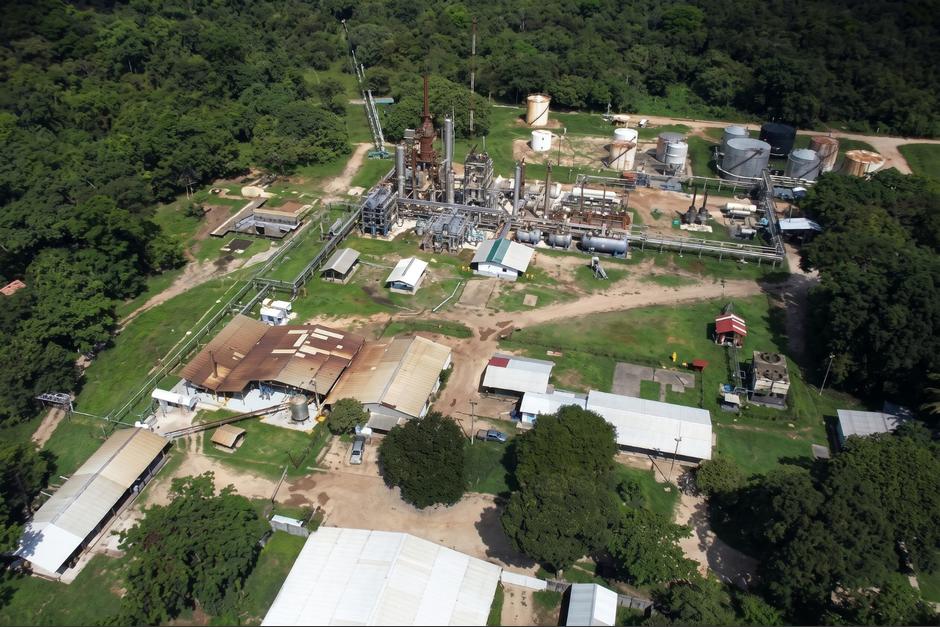 El Campo Xan, ubicado en San Andrés, Petén, dejó de operar en agosto de 2025 tras el vencimiento de su contrato petrolero. (Foto: Archivo / Soy502)
