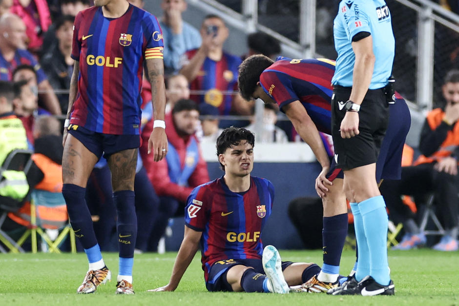 El joven zaguero se perderá varios partidos importantes con el cuadro culé. (Foto: AFP)