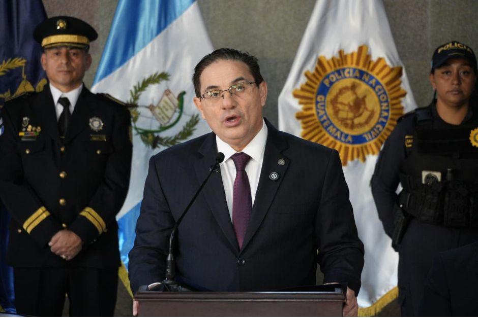 El ministro de Gobernación asegura que no existe ninguna denuncia contra el exdirector de la PNC, David Custodio Boteo, y dice que es decisión del MP proceder. (Foto Wilder López/Soy502)