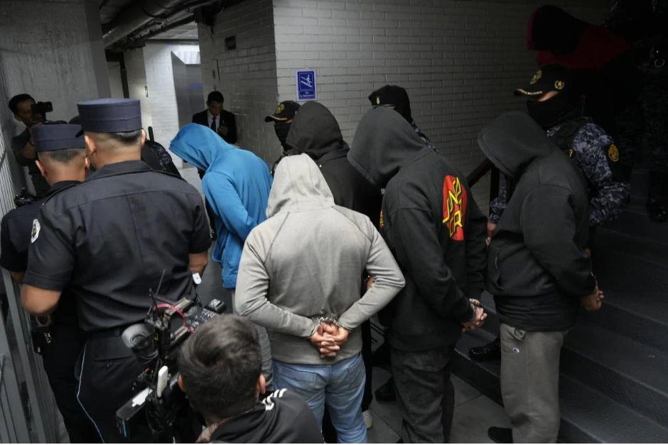 Los siete policías señalados de irregularidades en la captura de los hermanos Choc Toz fueron ligados a proceso penal. (Foto: Wilder López/Soy502)