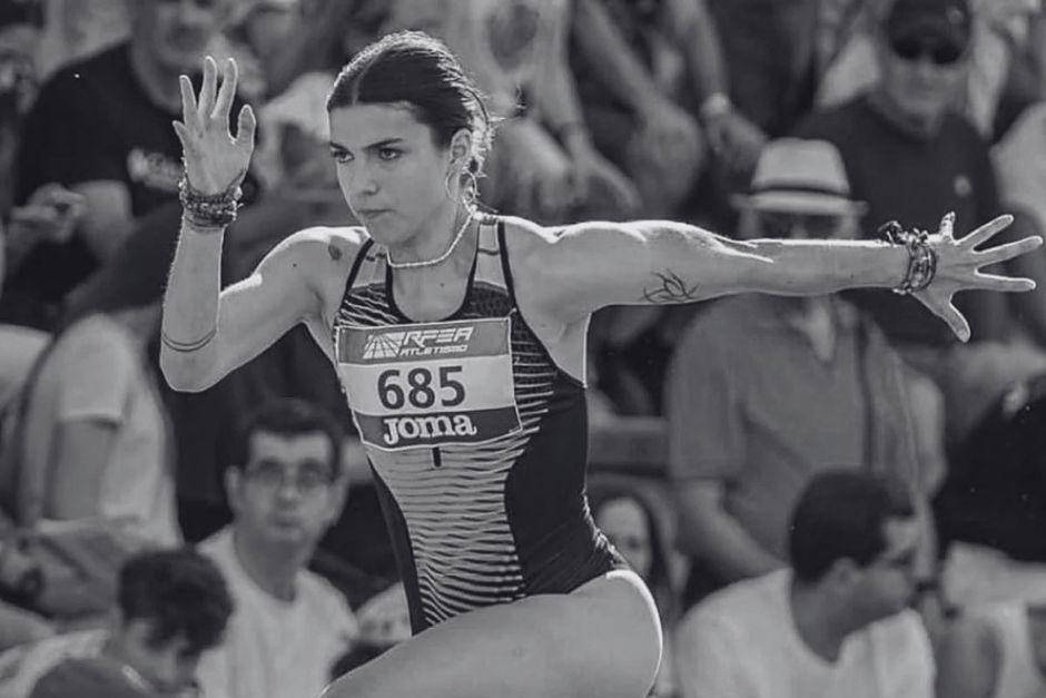 La joven atleta, Julieta Gallego, es una de las 69 víctimas mortales del accidente ferroviario de España. (Foto: Redes sociales)