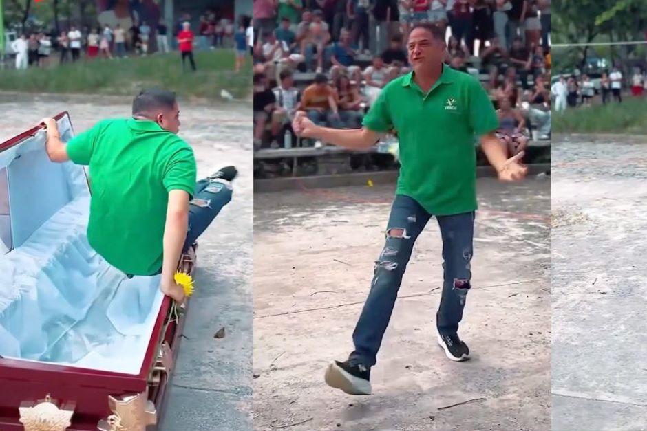 El político José Luis Romero llegó en un ataúd a un parque de Ciudad Valles, México. (Imagen via: 24 Morelos) 