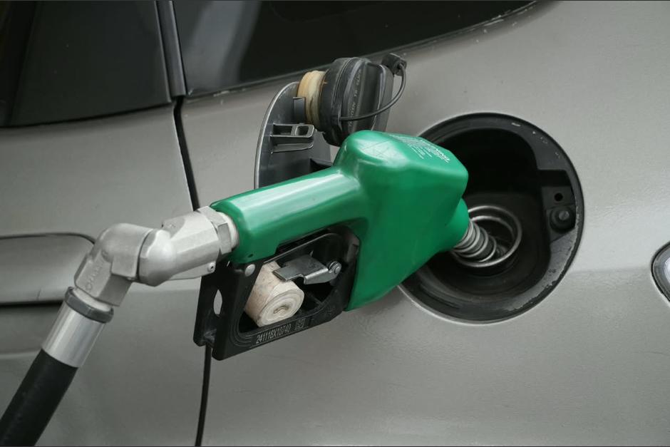 El MEM confirmó que la gasolina regular E10 ya se encuentra disponible en estaciones de servicio de todo el país. (Foto: Archivo / Soy502)