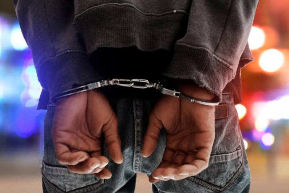 El hombre fue capturado luego de haber sido vinculado a los ataques armados que han sucedido en Pastores, Sacatepéquez. (Foto ilustrativa: iStock)