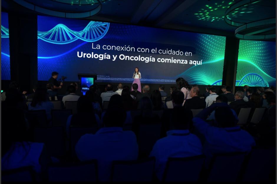 En la actualidad los tratamientos buscan que los pacientes con cáncer de próstata tengan más y mejor vida. (Foto: Onnconecta Latam 2026/Bayer)