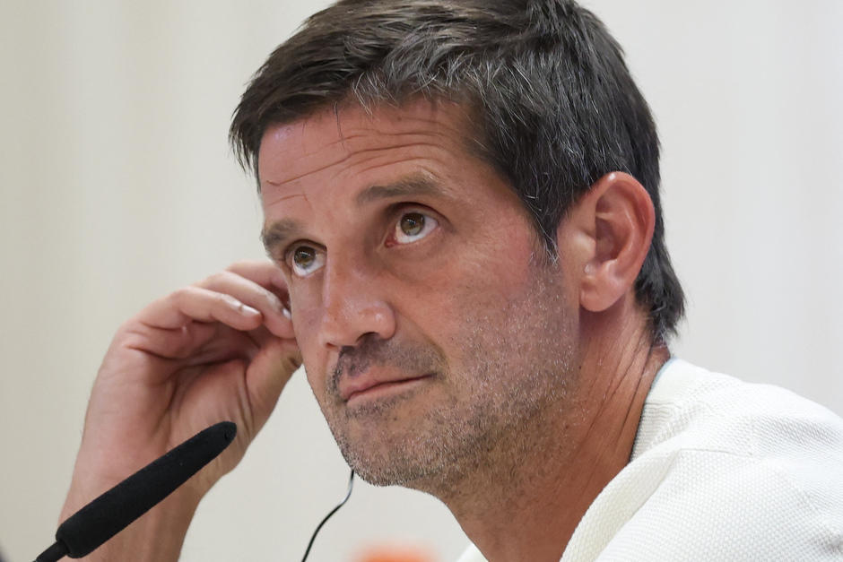 El estratega rumano en la conferencia de prensa de este martes. (Foto: AFP) 